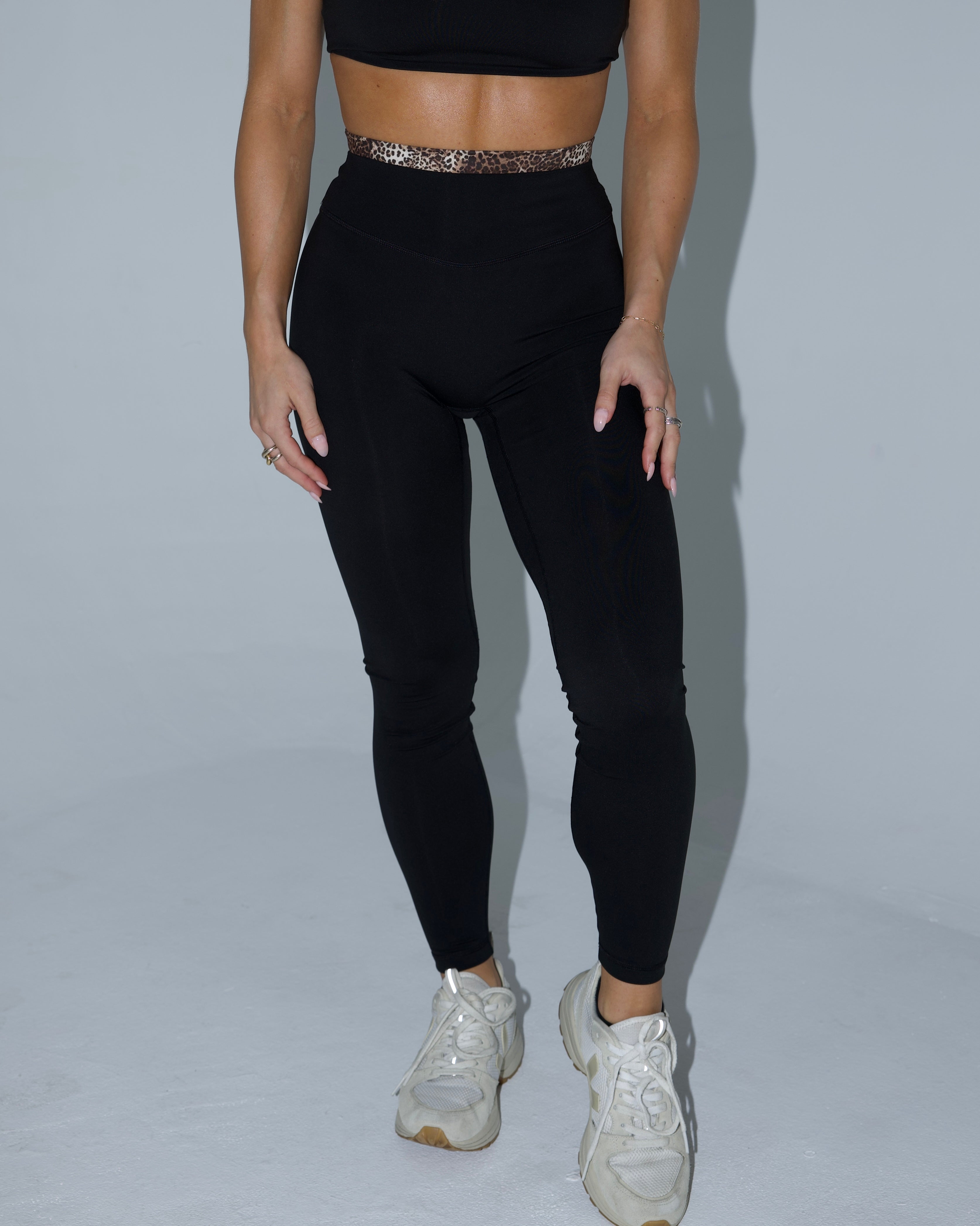 Layered Sculpt Pant - Wild Side & Black